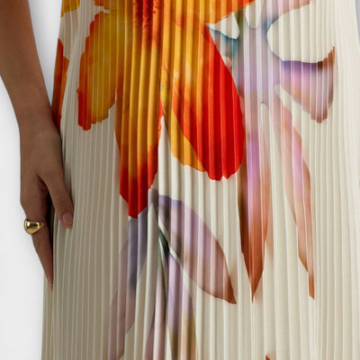 Michelle - Sweetheart Maxi Dress in Orange Floral